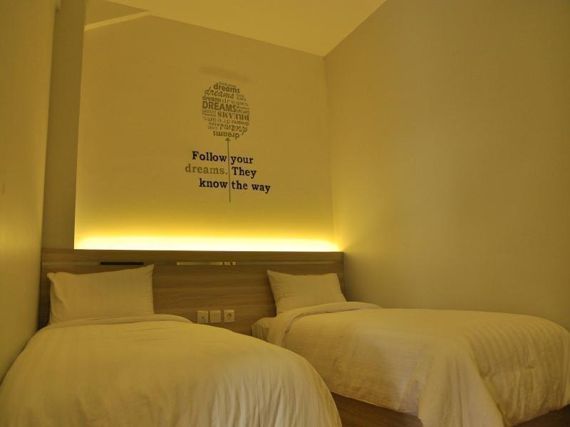 Summer Bed & Breakfast Banjarmasin  Exterior photo
